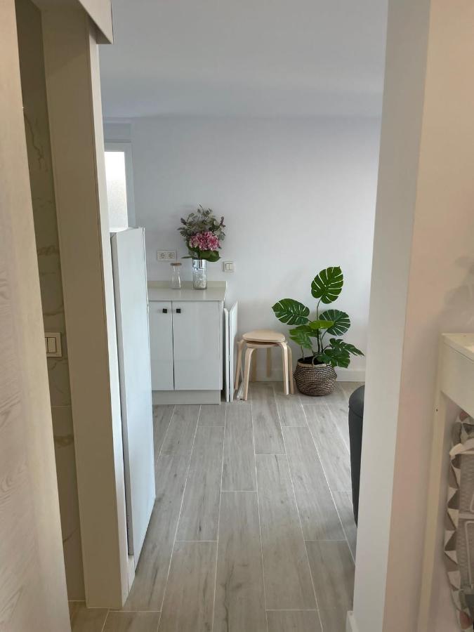 Apartamento Tres Banderas เอสเตโปนา ภายนอก รูปภาพ